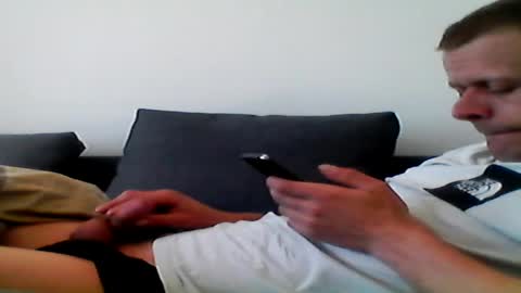 hubikush22 online show from 04-26-26, 10:24