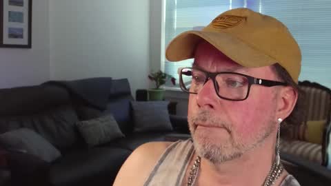 Snapshot of hudson_cage chatting on 05-16-26, 06:28 Hudson Cage formerly DCLthrKnkBoy online show from 05-16-26, 06:28