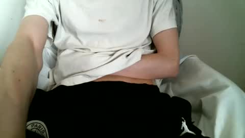 Keanu online show from 10-31-25, 11:55