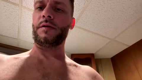 Snapshot of hugecock475 chatting on 10-18-25, 02:58 hugecock475 online show from 10-18-25, 02:58