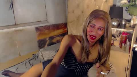 hugecock_caramel online show from 06-10-26, 05:34