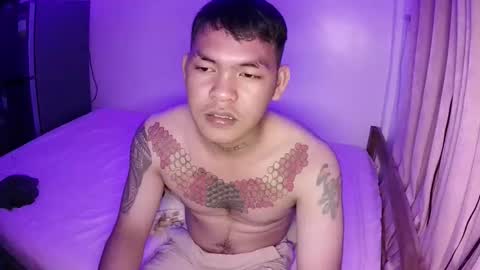 Snapshot of hugecock_jr chatting on 11-13-25, 11:53 JR online show from 11-13-25, 11:53