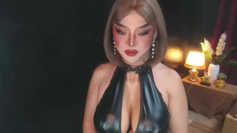 Christine online show from 05-25-26, 04:13