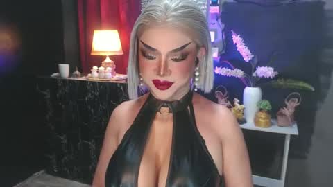 Christine online show from 07-05-26, 05:58
