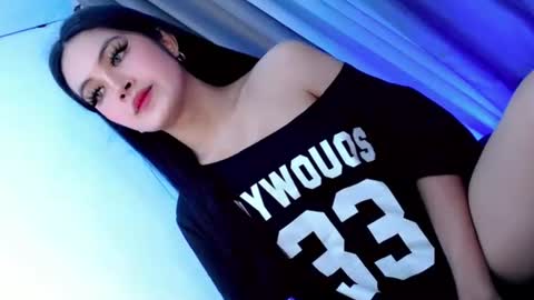 Yhanie online show from 06-23-26, 12:08