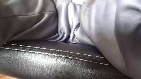 hugepecker131 online show from 10-06-25, 03:31