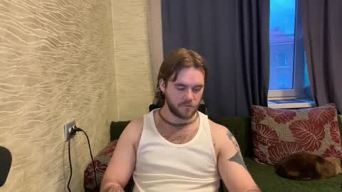 Snapshot of hugo__brad chatting on 06-16-26, 07:05 Hugo online show from 06-16-26, 07:05