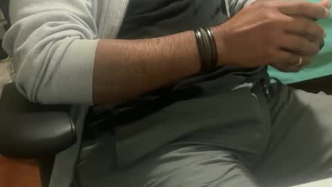 Snapshot of hugo_bulls chatting on 05-07-26, 10:42 HunkyLover online show from 05-07-26, 10:42