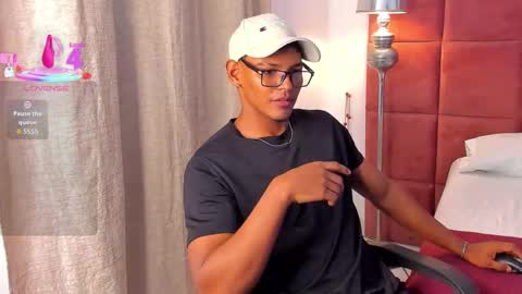 Hugo Cano online show from 11-11-25, 02:11