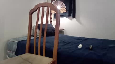 HugoBergeron82 online show from 02-12-26, 05:46