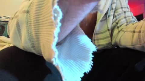 Hugo online show from 12-28-24, 03:48