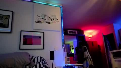 Hugo online show from 01-08-25, 08:39