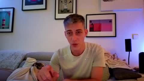 Hugo online show from 01-13-25, 09:42