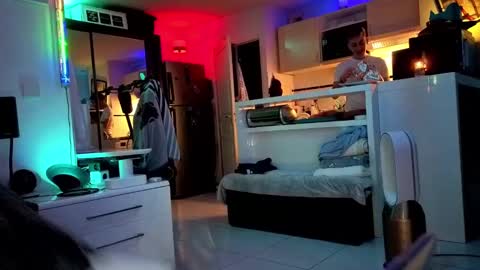 Hugo online show from 01-15-25, 08:58