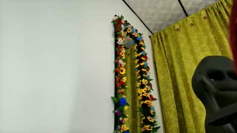 Snapshot of huila97 chatting on 06-15-26, 10:56 elecktra12 online show from 06-15-26, 10:56