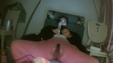 hujiajia520321431 online show from 01-07-26, 09:39