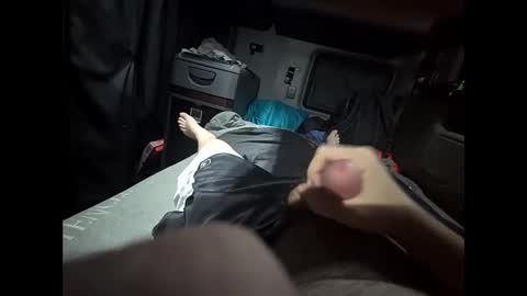 hung20032003 online show from 12-16-25, 03:33