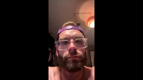 Snapshot of hung_hard_spun chatting on 06-06-26, 04:55 hung_hard_spun online show from 06-06-26, 04:55