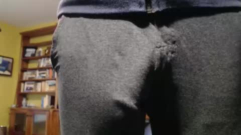 Big uncut cock dripping online show from 12-05-25, 07:10