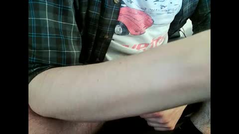 Snapshot of hungandthicksteven chatting on 06-04-26, 05:57 stevenishung online show from 06-04-26, 05:57