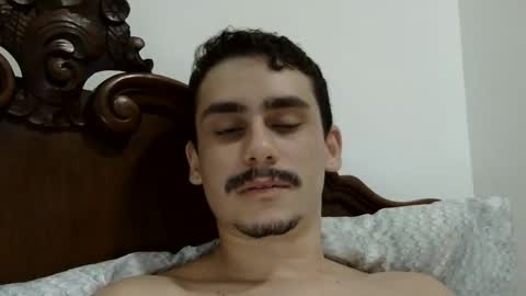 hungcaique online show from 05-11-26, 05:02