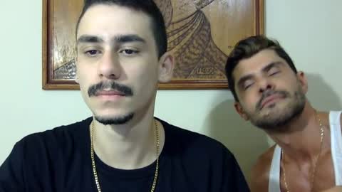 hungcaique online show from 05-25-26, 01:11
