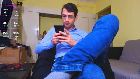 Snapshot of hungeddy chatting on 02-05-26, 08:46 Eddy online show from 02-05-26, 08:46