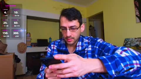 Snapshot of hungeddy chatting on 03-01-26, 12:12 Eddy online show from 03-01-26, 12:12