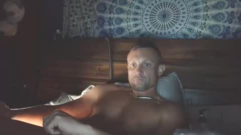 Snapshot of hunglikeray2286 chatting on 06-04-26, 09:37 hunglikeray2286 online show from 06-04-26, 09:37
