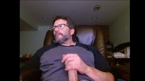 LonelyGuy online show from 11-19-25, 03:06