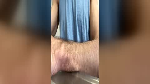 Snapshot of hungprinceboy chatting on 06-17-26, 01:30 hungprinceboy online show from 06-17-26, 01:30