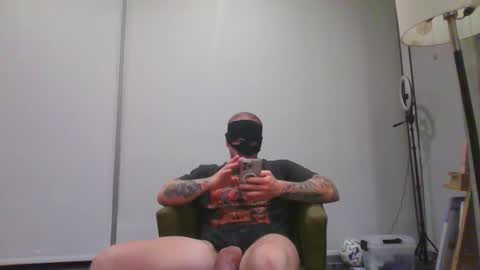 Snapshot of hungttt chatting on 04-26-26, 03:26 hungttt online show from 04-26-26, 03:26