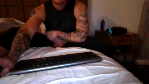 Snapshot of hungttt chatting on 08-04-26, 02:15 hungttt online show from 08-04-26, 02:15