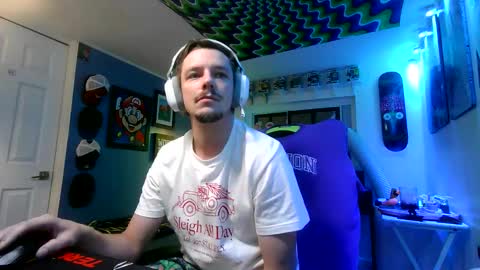 hungtxcock92 online show from 12-22-25, 01:19