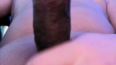 Snapshot of hungyunglatino1 chatting on 12-21-25, 07:37 HispanicHungAffairDream online show from 12-21-25, 07:37