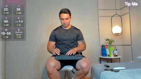 hunk_ryan online show from 01-13-25, 12:45