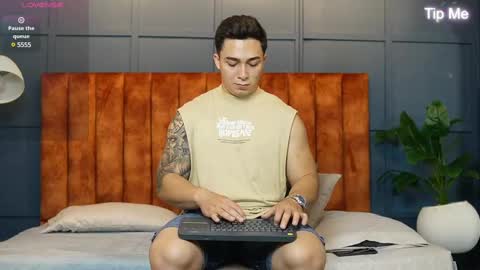 hunk_ryan online show from 03-12-25, 11:42