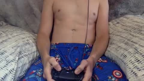 Hunkhog online show from 05-02-26, 12:21