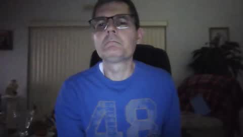hunkmasclefad458 online show from 06-09-26, 03:51