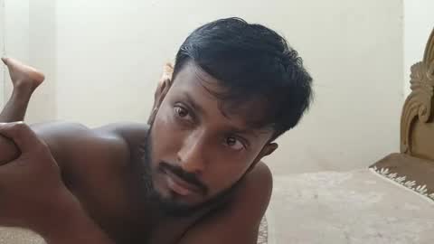 Snapshot of hunky_ariyaan chatting on 04-18-26, 08:40 Hunky Ariyaan online show from 04-18-26, 08:40