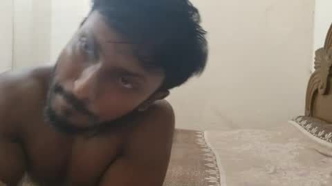 Snapshot of hunky_ariyaan chatting on 05-11-26, 05:10 Hunky Ariyaan online show from 05-11-26, 05:10