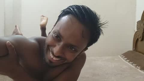 Snapshot of hunky_ariyaan chatting on 05-14-26, 01:40 Hunky Ariyaan online show from 05-14-26, 01:40