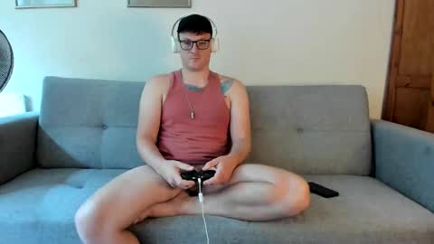 Snapshot of hunky_arthur chatting on 02-21-25, 12:50 Hunky Arthur online show from 02-21-25, 12:50