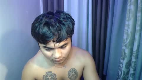 Snapshot of hunkyzeus chatting on 05-20-26, 08:53 hunkyzeus online show from 05-20-26, 08:53