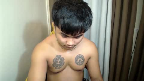Snapshot of hunkyzeus chatting on 06-04-26, 04:35 hunkyzeus online show from 06-04-26, 04:35