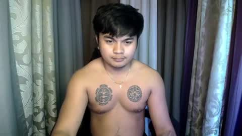 Snapshot of hunkyzeus chatting on 07-07-26, 01:59 hunkyzeus online show from 07-07-26, 01:59