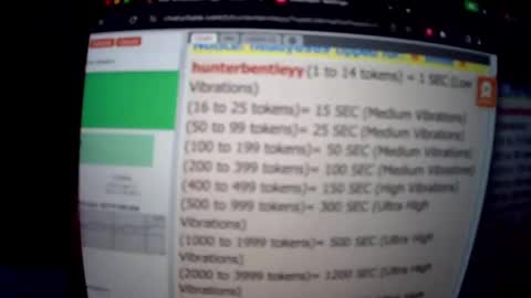 Snapshot of hunterbentleyy chatting on 12-06-24, 12:23 Hunter online show from 12-06-24, 12:23