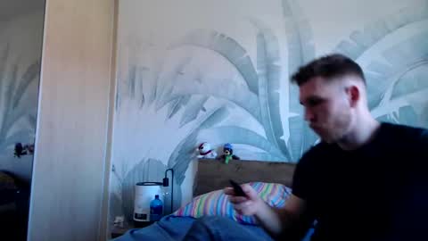 Snapshot of hunterbridges chatting on 03-01-25, 10:02 Hunter Bridges online show from 03-01-25, 10:02