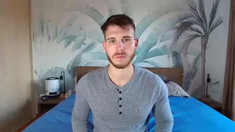 Snapshot of hunterbridges chatting on 10-18-25, 09:54 Hunter Bridges online show from 10-18-25, 09:54