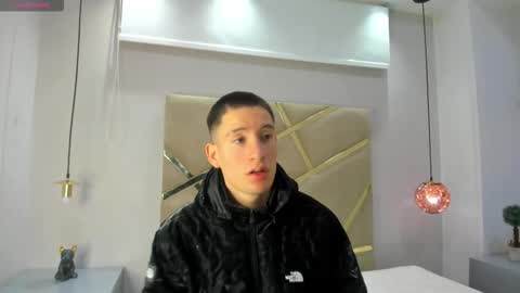 hunterheat_ online show from 03-18-26, 12:41